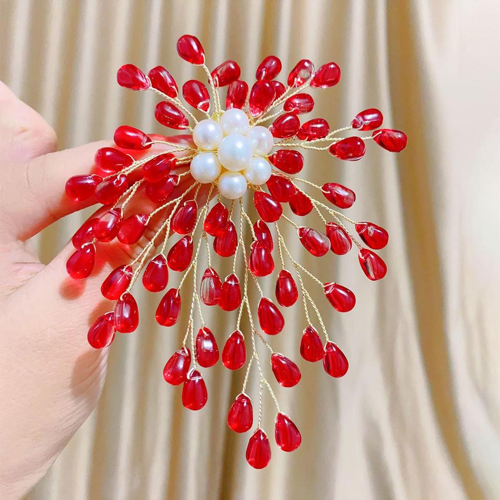 Broche en Perles d'Eau Douce Tissées à la Main - Accessoire Polyvalent Haut de Gamme