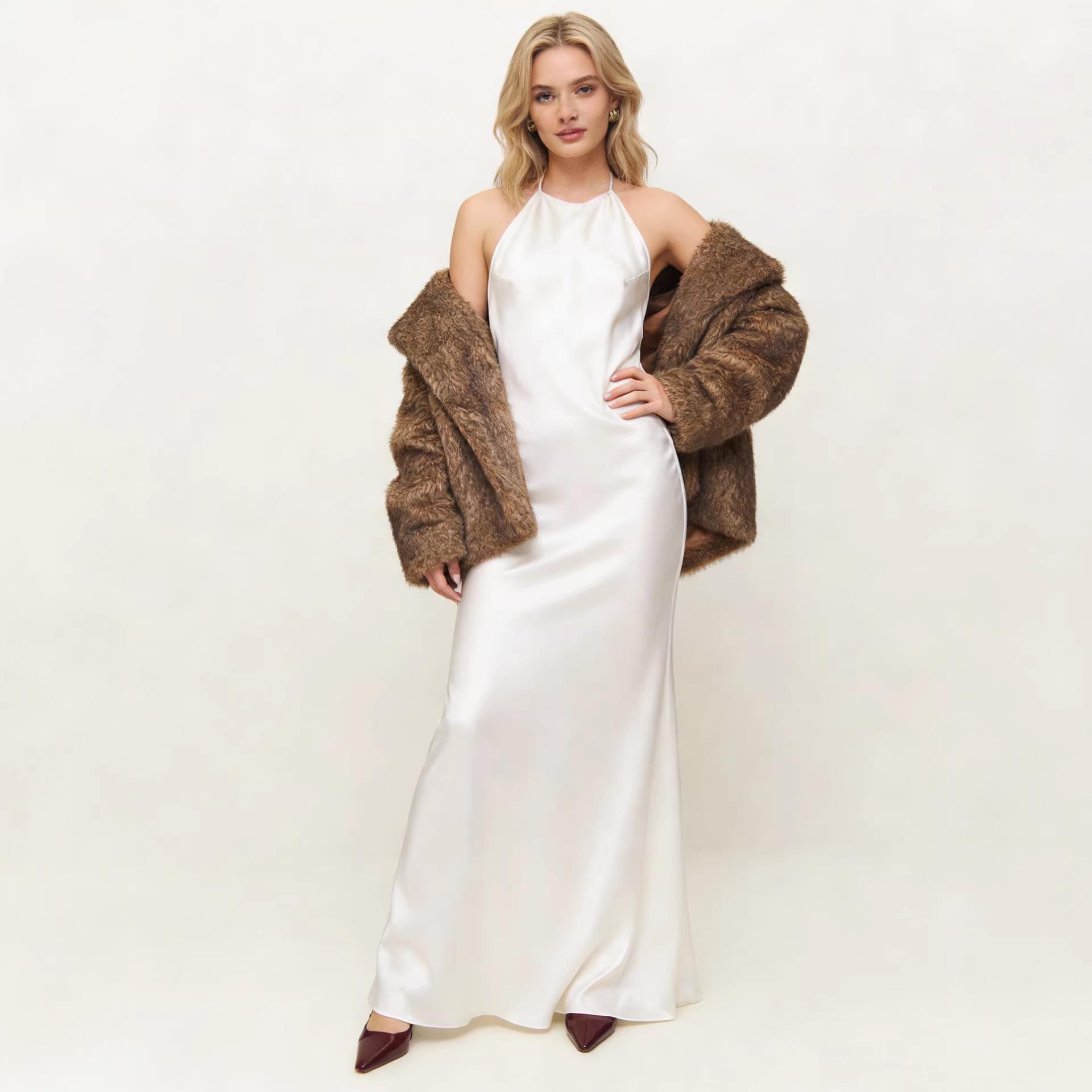 

Luxurious French-Design Acetate Satin Halter Fishtail Gown, Backless with Cinched Waist. Perfect for Beach Vacations. M