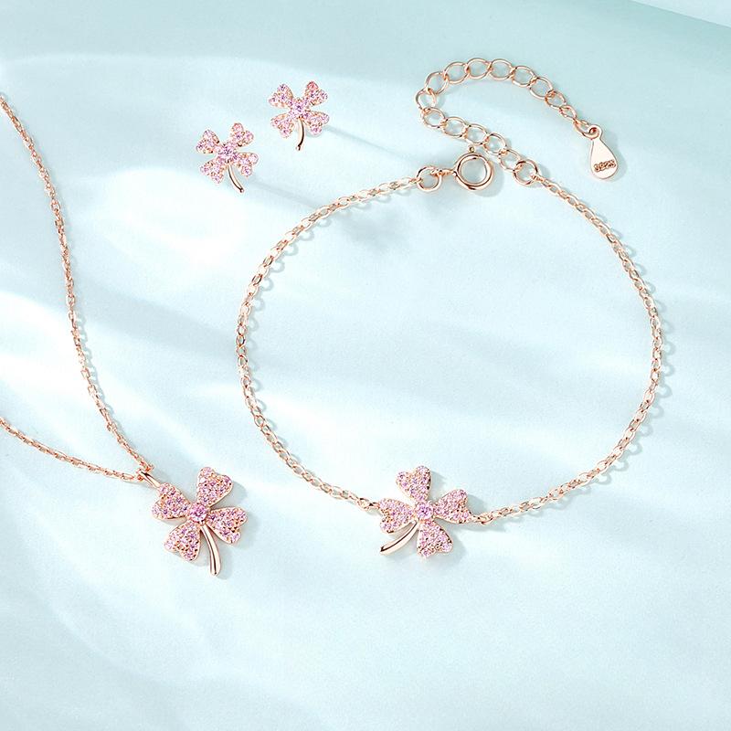Four-leaf Clover Bracelet Women's Diamond Korean Version Simple Fashion Versatile Accessories Birthday Gift for Girlfriend