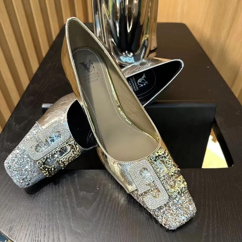 Mode Damen Strass Pumps 2025 Neue Designer High Heels Schuhe Luxuriöse Dekorative Bankett Damen Elegante Slipper High Heels Schuhe Damen