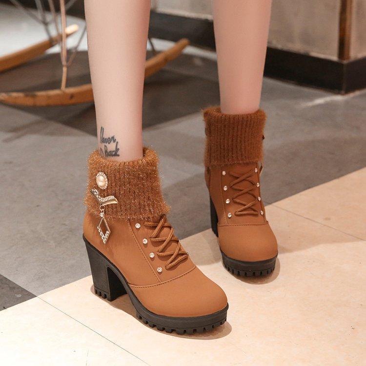 Autumn and Winter New Fashion Rhinestone Decoration Solid Color Wool Mouth Square Heel Round Head Short Boots Fashion Boots