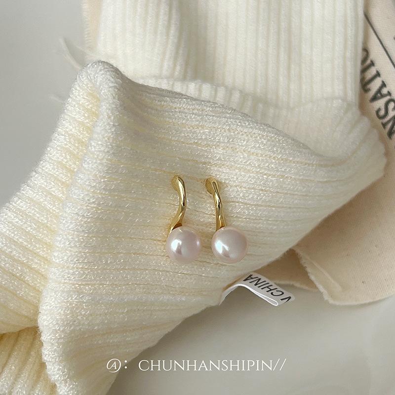 Natural Freshwater Pearl Temperament Painless Mosquito Coil Disc Ear Clips Women's Ear Piercings Integrated Earrings