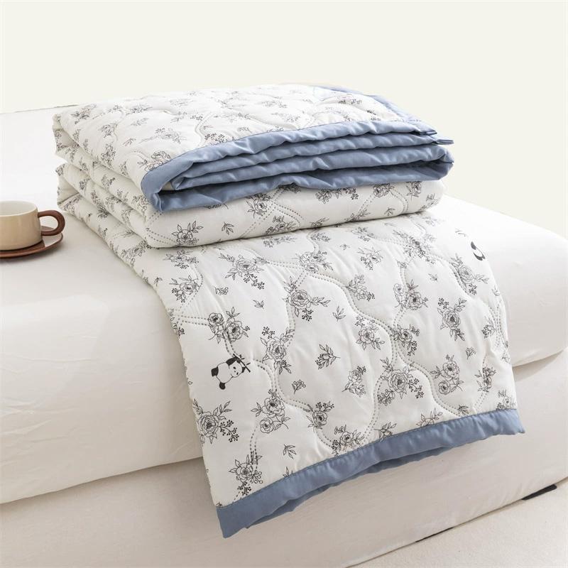 

1PC Air Conditioning Blanket Breathable Thin Quilt Skin-friendly Floral Style Adults Kids 100*150cm