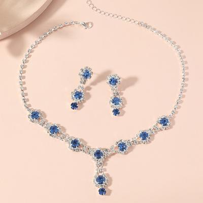 1 Set Dames Sieraden Set Sprankelende Decoratieve Vrouwelijke Stijlvolle Strass Hanger Ketting Oorbel Set Trend Sieraden Populaire Accessoires