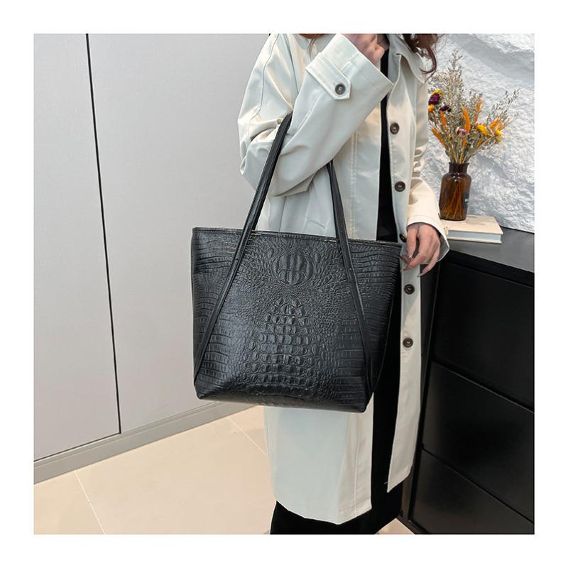 European Retro Crocodile Print Faux Leather Tote Bag for Women, Spacious Vintage Style Shoulder Handbag, Casual Daily Commute Work Bag CLE