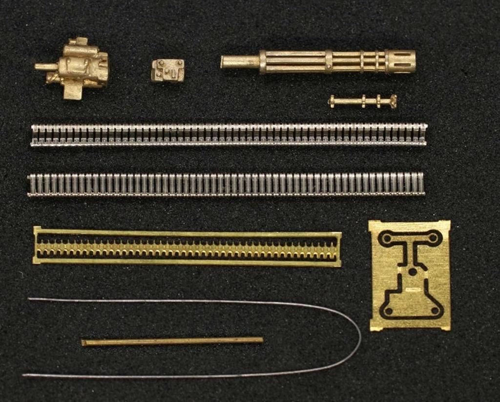 Mini World M134 Minigun raný typ Plastové modelové díly MNW7296b 1/72 7,62 mm (s tlumičem) (Válečný)