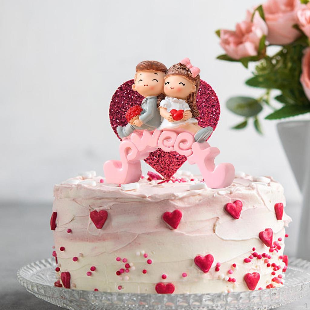 Couple Statues Present Scene Layout Props Figurines for Coffee Table Bedroom Valentine'S Day