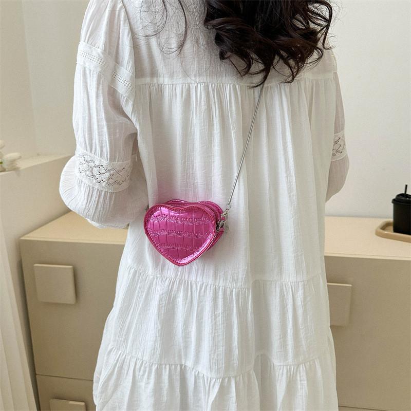 Trendy Heart-shaped Shoulder Bag For Women 2023 Stylish Summer Crossbody Bag