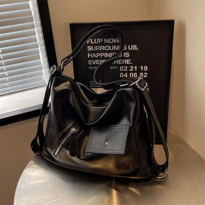 Single-shoulder Bag Motorcycle Bag Large-capacity Casual Crossbody Bag Fashionable and Trendy Tote Bag