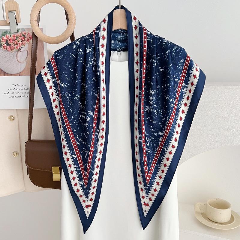 Korean Style Vintage Geometric Print Triangle Scarf For Women Spring Decorative Neck Scarf