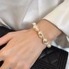 Handgefertigtes barockes unregelmäßiges Kunstperlen-Quastenarmband für Damen Magnetverschluss Verstellbares Band Täglicher Großhandelsschmuck