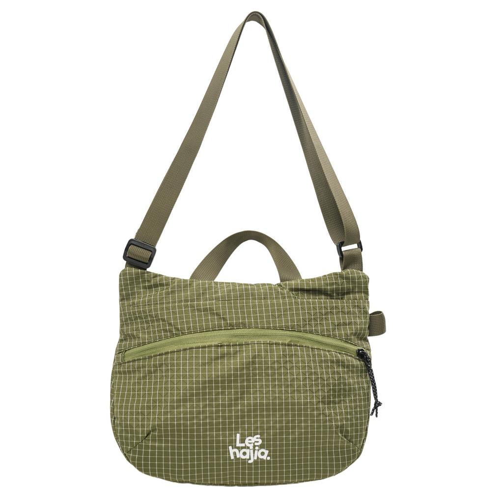 Lightweight outdoor waterproof messenger bag men's hiking shoulder bag high value commuter backpack women's messenger bag