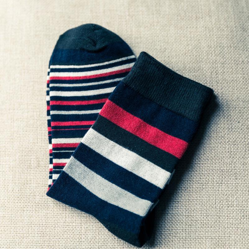 New Arrival High Quality Combed Cotton Men Polka Dot Strip Happy Socks  Color  Designer Casual Novelty Dress Business