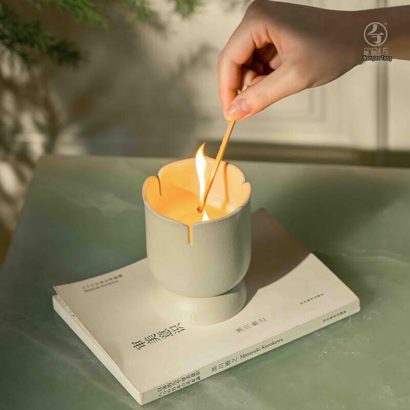 Edenus Ru Meng Ling Ceramic Scented Candle
