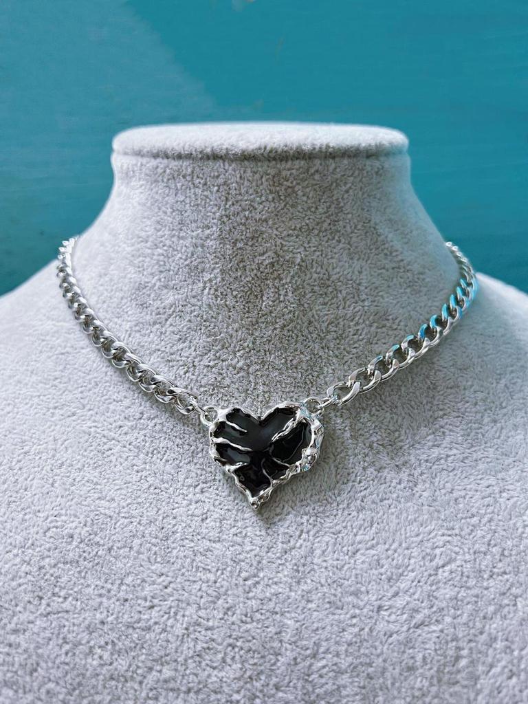 Harajuku Style Red Heart Necklace Alloy Pendant Elegant Chain For Women