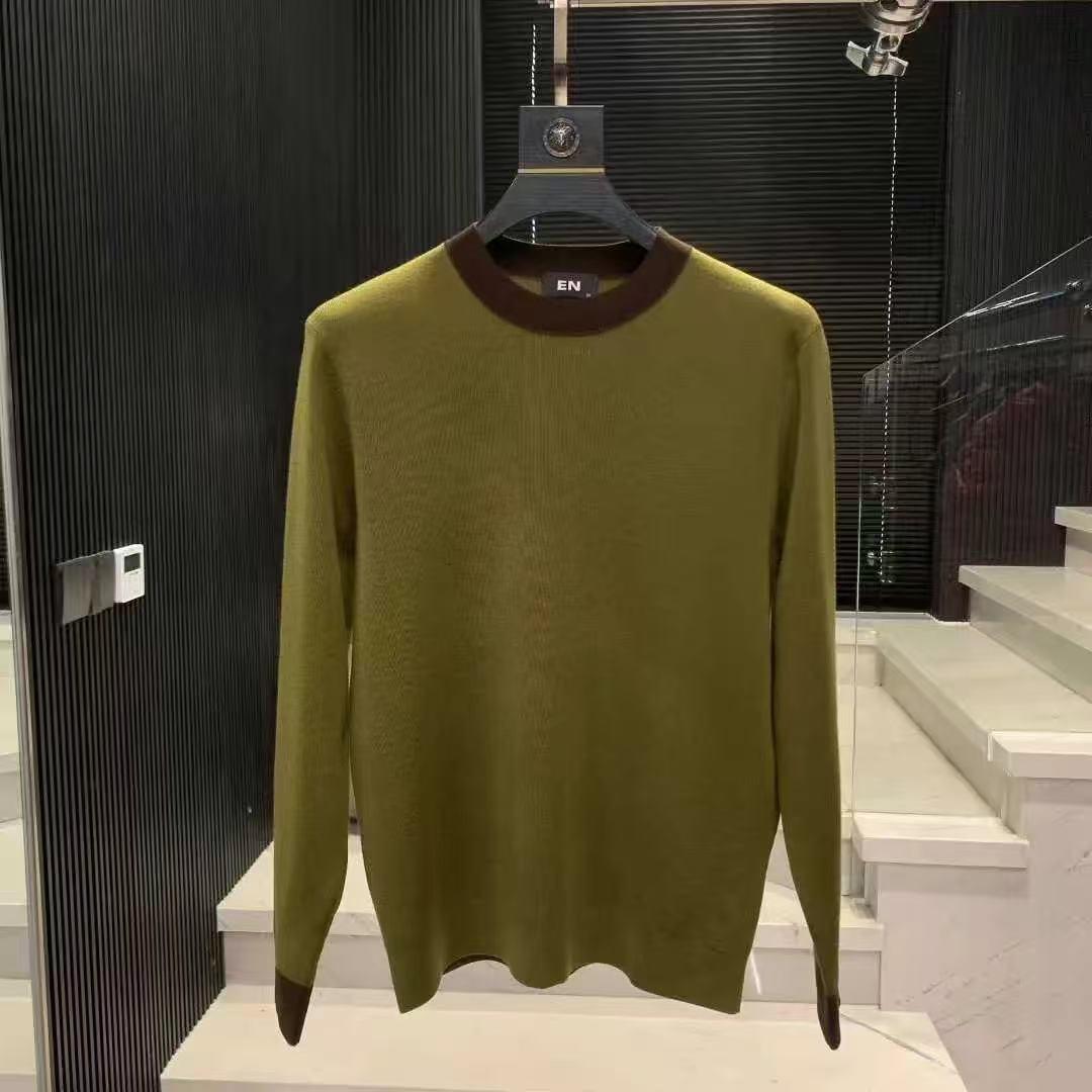 

Korean Style Men s Color Block Round Neck Knit Sweater - Trendy & Versatile M grass зелений колір