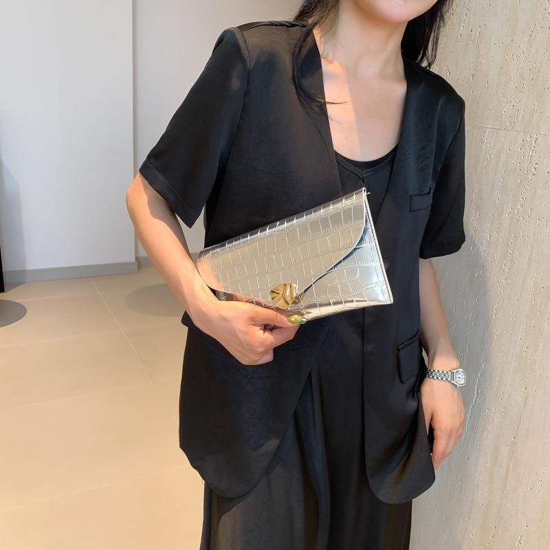 Nouveau petit sac carré simple, sac décontracté, pochette texturée, sac d'été pour femme, magnifique sac enveloppe personnalisé