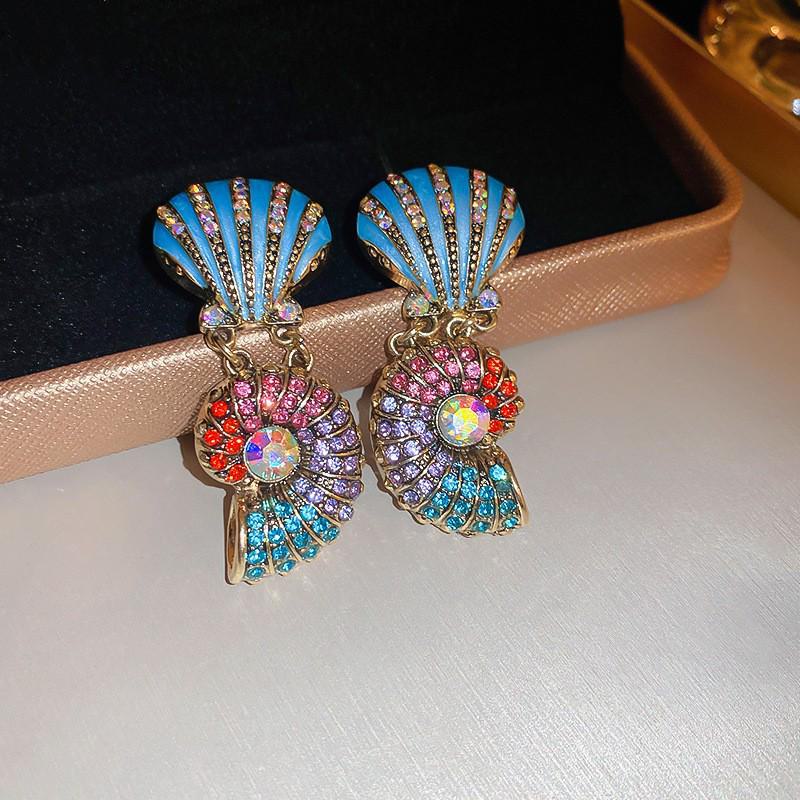 "Vintage Silver Needle Diamond Snake Earrings for Women – Light Luxury, High-End Style"