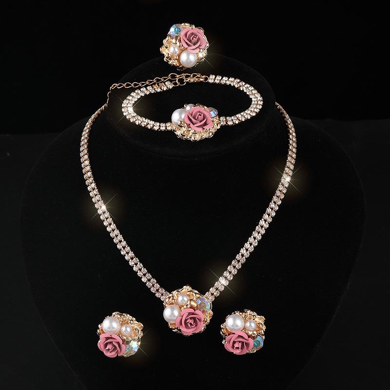 Full Diamond Necklace Earrings Ring Bracelet Four-piece Set Rhinestone Hollow Diamond Collar Bridal Set