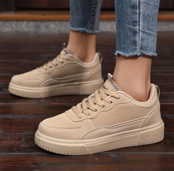 2025 Trendy Unisex Plus Size Thick Sole Leather Board Shoes - Versatile Campus Sports Style Casual Footwear