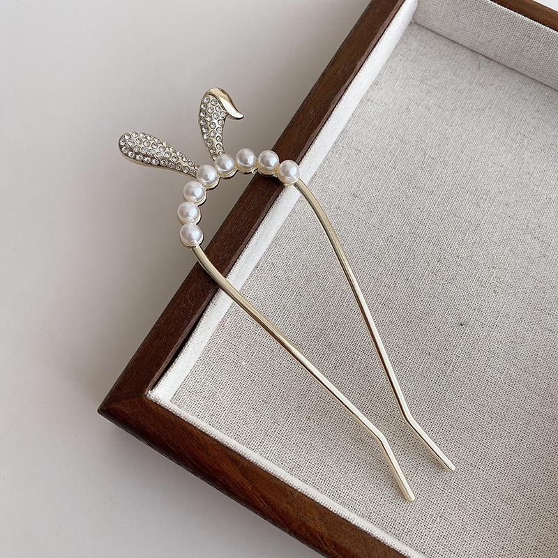 Elegant Pearl U-shaped Hairpin for Women - New Chinese Style Updo Accessory 2025