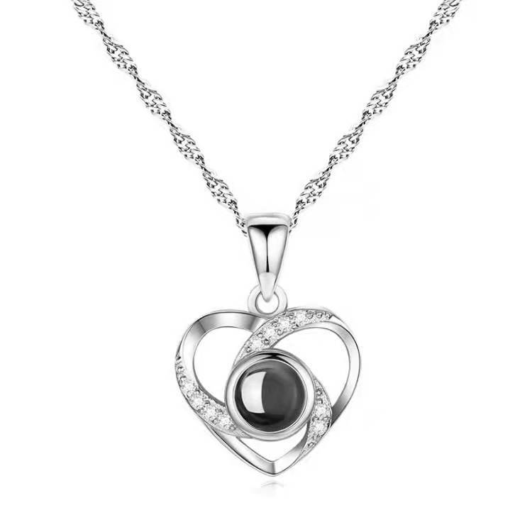 Love Heart Projection Necklace 100 Languages I Love You Pendant Jewelry for Girlfriend Couple Romantic Fashion Accessories Gifts
