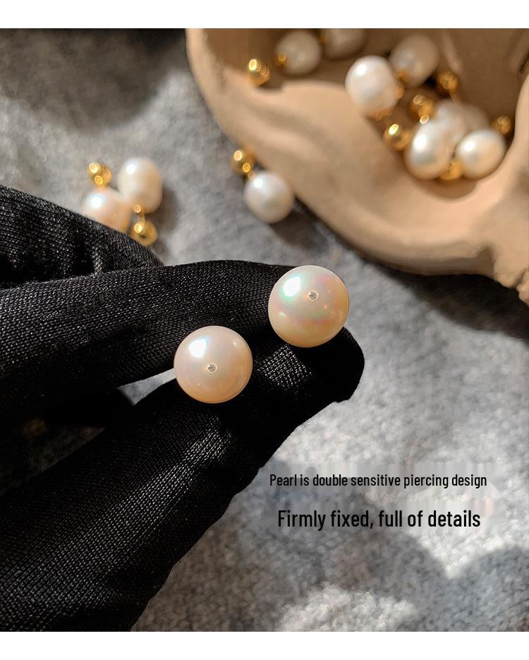 Elegant Freshwater Pearl Earrings: 925 Sterling Silver, Versatile and Fashionable Design for Women.