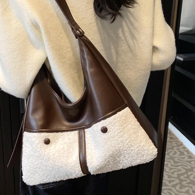 Simple retro color matching bag women's large capacity 2025 autumn new fashion shoulder bag high value tote bag