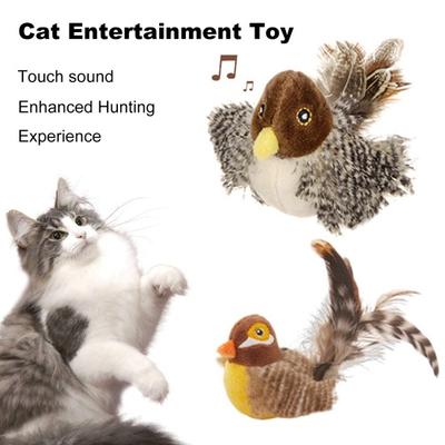 Jouet interactif pour chat en forme d'oiseau gazouillant, jouet pour chaton activé au toucher, jouet couineur pour chat avec queue en plumes, jouet en peluche pour chat d'intérieur