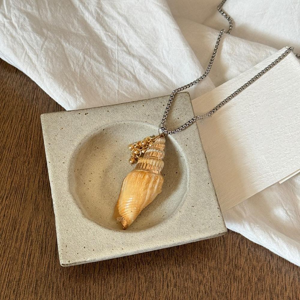 Handmade Scallop Beads Necklace Multiple Strand Chain Choker Shell Pendant Necklace Sweet Style