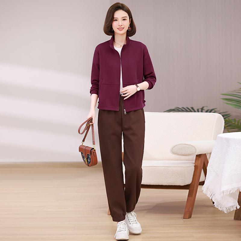 Middle-aged Women's Casual Sportswear: Fashionable Two-Piece Spring/Autumn Sweatshirt Set
