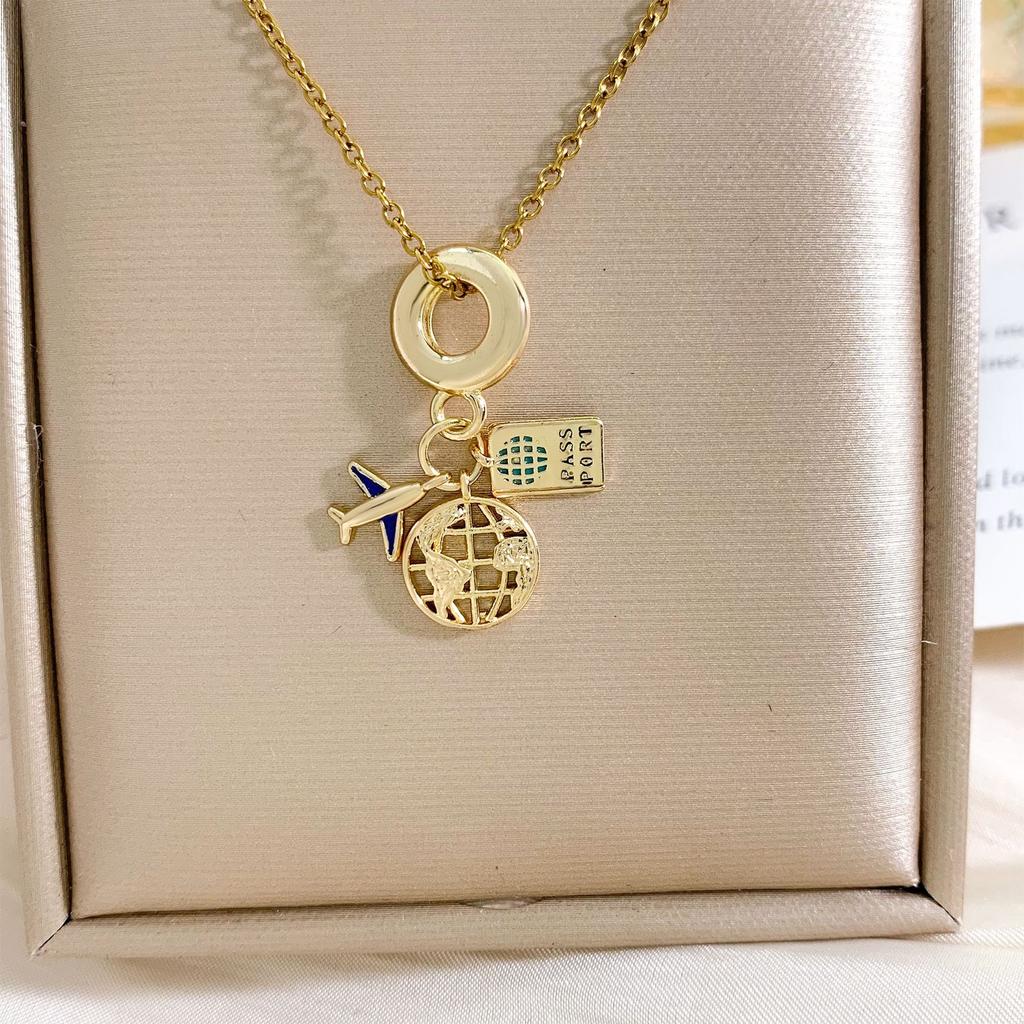 Necklace European and American aircraft camera zircon light luxury temperament gorgeous accessories fashion versatile hot sale collarbone chain women