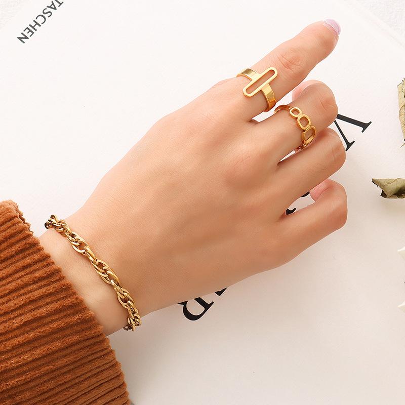 Hip-Hop Trends Do Not Fade, Versatile Thick Chain Necklace Bracelet Set, New Winter Jewelry