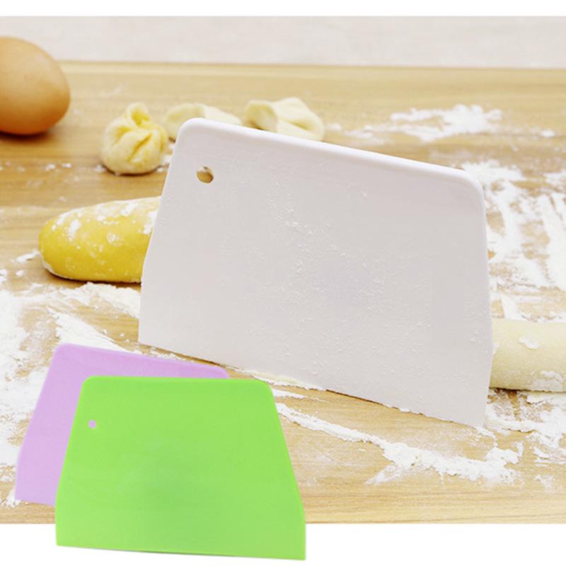 Plastic Baking Dough & Cake Scraper Set