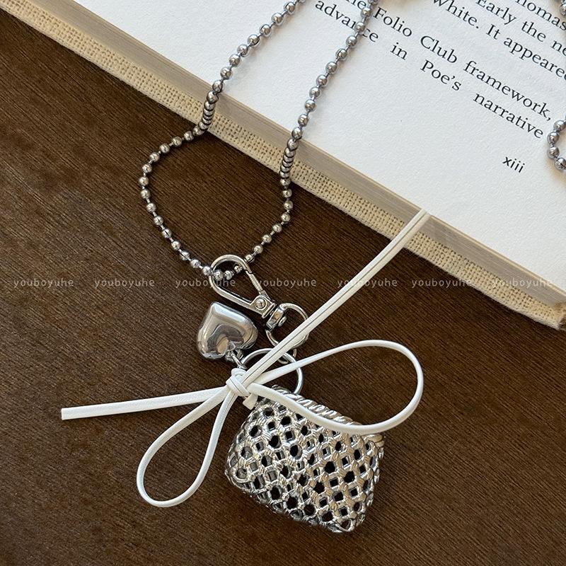 

Vintage High-End Luxury Women s Accessory Woven Mini Bag Necklace Butterfly Shape Link Gold Plated Alloy for Sweater Accessory