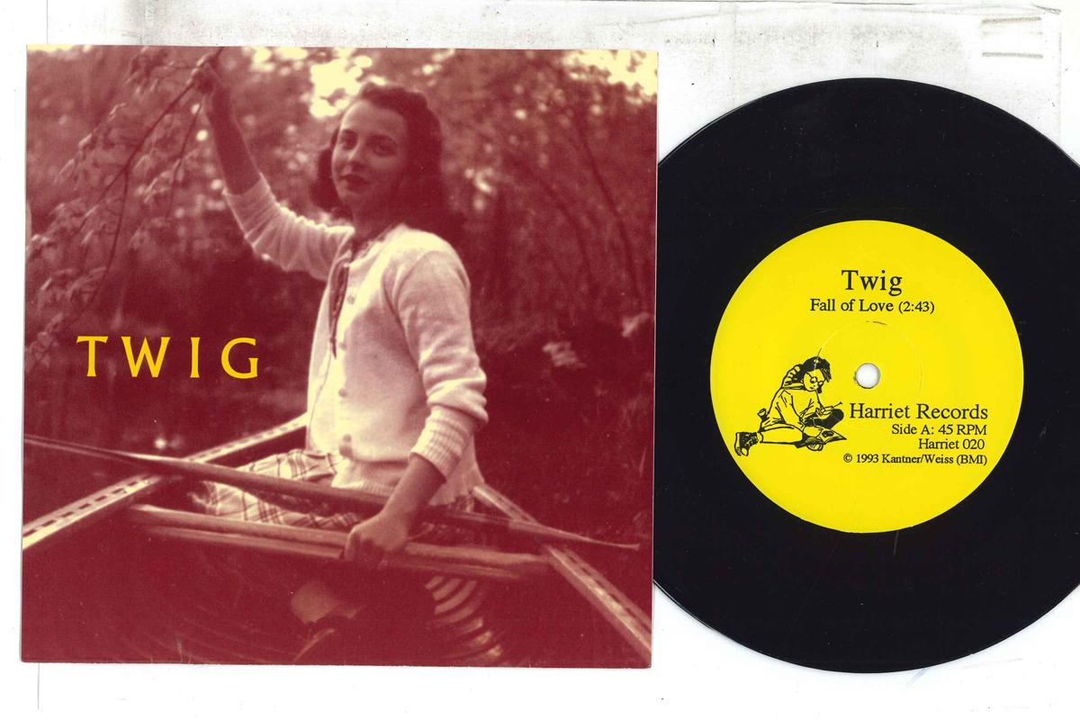 

7inch Record TWIG - Fall Of Love / Riff HARRIET020 HARRIET 1993 US Rock Used