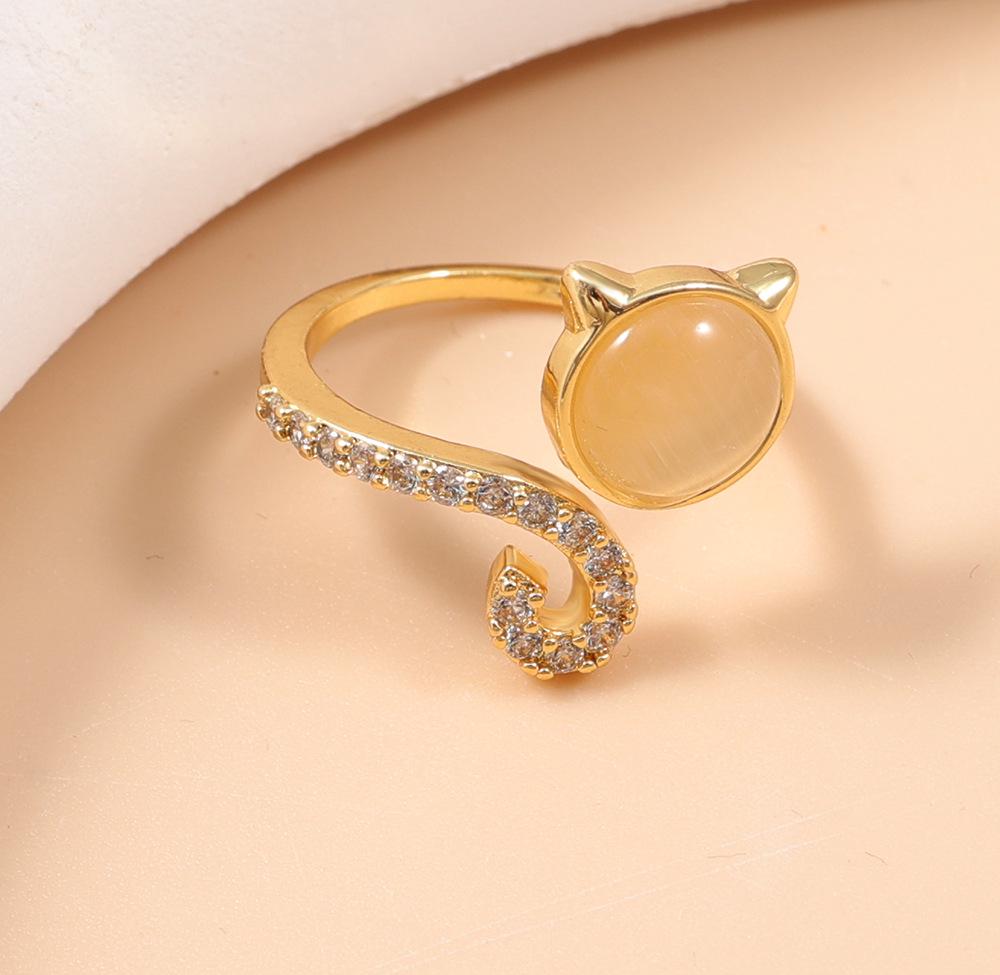 

Charming Cat Ear & Eye Ring with Micro-set Diamonds - Adjustable Luxury Hand Jewelry