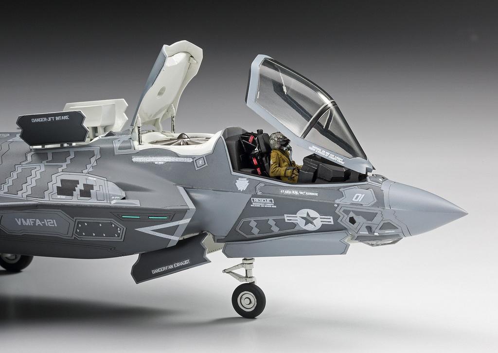 Hasegawa US Marine Corps Lightning II B Plastic Model Kit E46 1/72 F-35 Ausf.