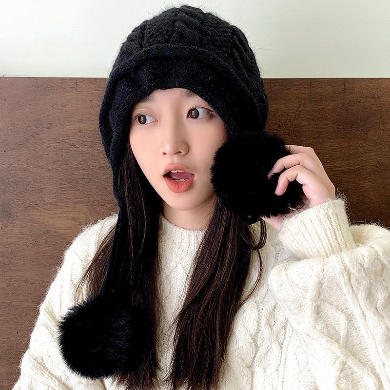 Autumn Winter Unisex Acrylic Knitted Cap Common 3D Embroidery Digital Printing Plus Three Hair Ball Twist Ear Protecting Casual чёрный