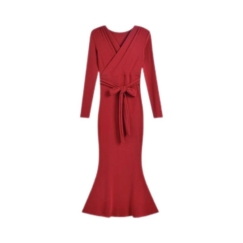Sexy hot girl V-neck long-sleeve dress, women's spring new slim fit, fashionable hip-hugging mermaid long dress