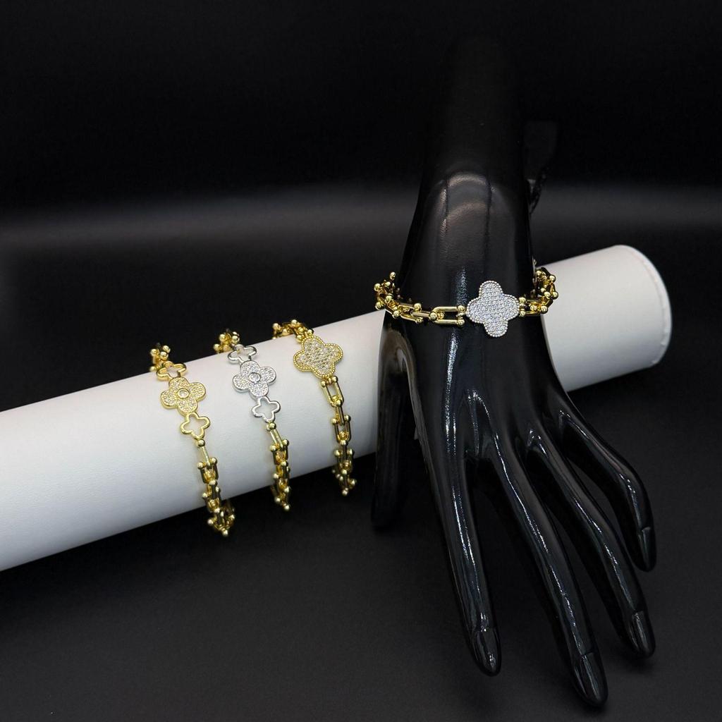 T Brand U-Shaped Horseshoe Clasp Zircon Four-Leaf Clover Bracelet: European & American Light Luxury Fashion Jewelry