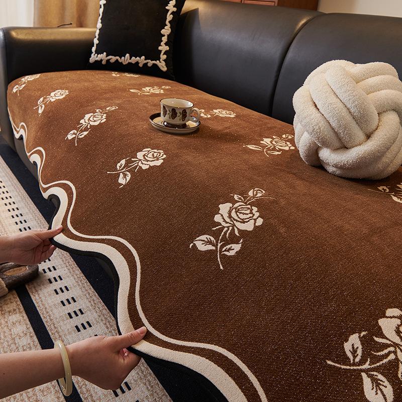 Fortschrittliches Spezialgeformtes Einteiliges Kombinations-Sofakissen  Neuer Vier-Jahreszeiten-Universal-Unregelmäßiger Sofa-Sitzkissenbezug