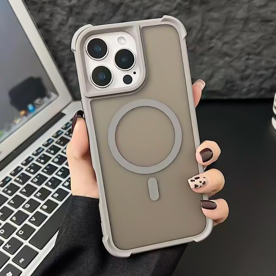

Ударопрочный Матовый Магнитный Чехол Для Телефона Для iPhone 17 Pro Max Air 14 15 Plus 11 13 12 16 Pro Max Для Magsafe Беспроводной Зарядки Чехол For iPhone 17 Pro