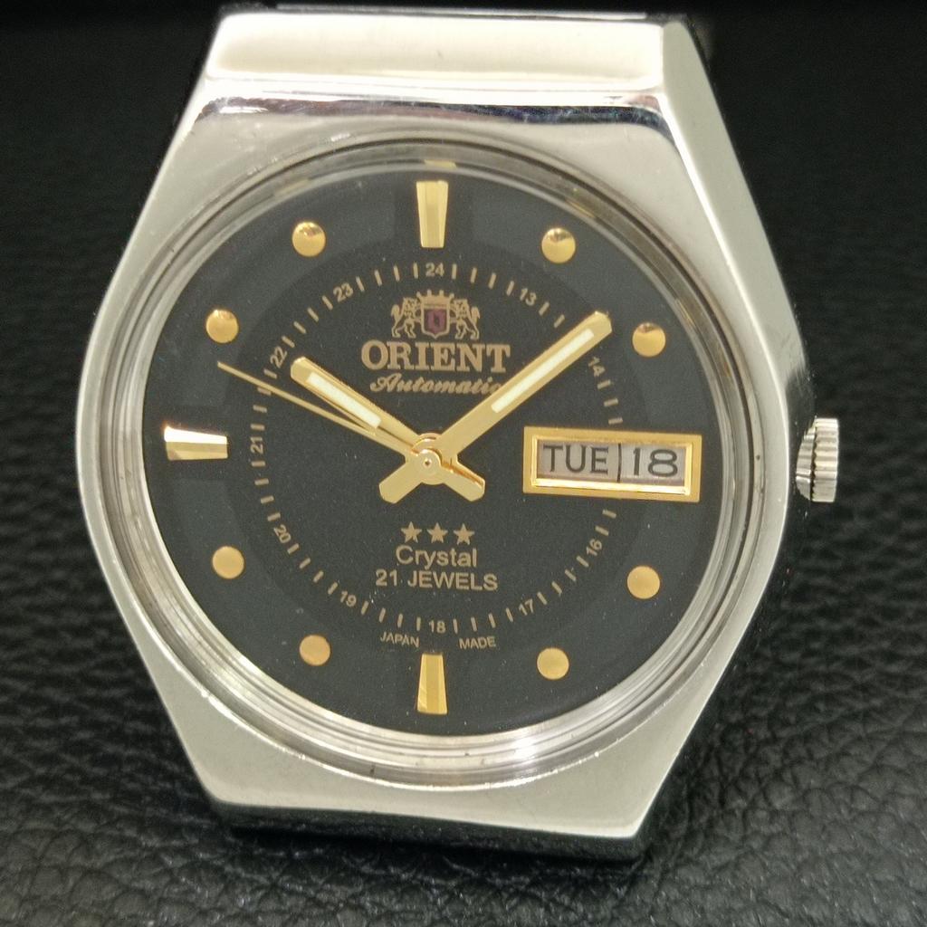 AUTOMATIC VINTAGE ORIENT CRYSTAL JAPAN MENS BLACK COLOR DIAL WATCH A707757-1