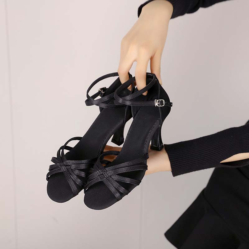Mädchen Satin Latein Tanzschuhe Ballsaal Damen Tango Performance Schuhe 5CM/7CM
