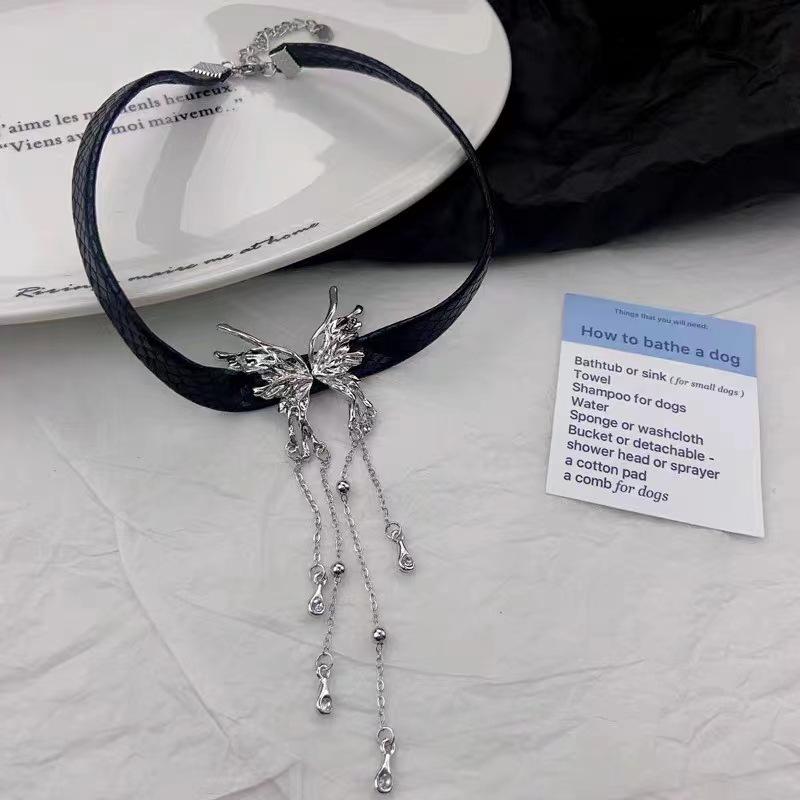 Black Butterfly Necklace New Popular Temperament Collarbone Chain Niche Neck Chain Choker Accessories Women