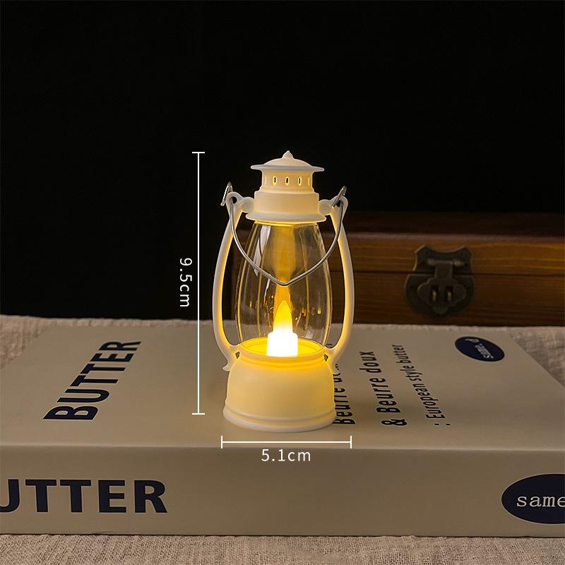 1Pcs Dollhouse Miniature Kerosen Lamp Home Decor Toy Mini Led Retro Glowing Lantern Simulation Cande Light Night Lamp