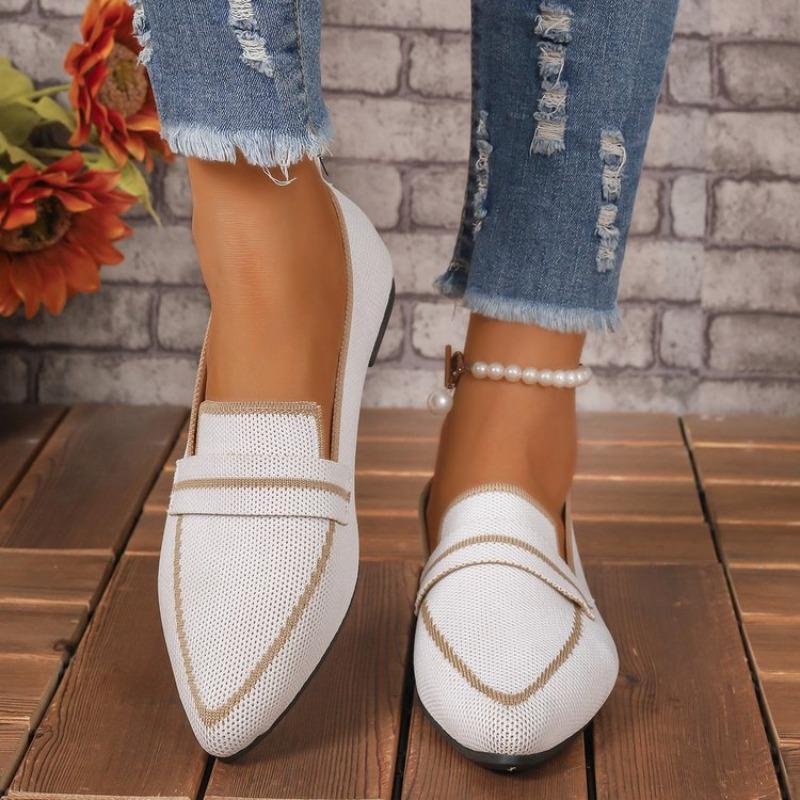 Casual flat-soled single shoes women's new pointed-toed fly-woven large-size casual and comfortable one-pedal Doudou single shoes