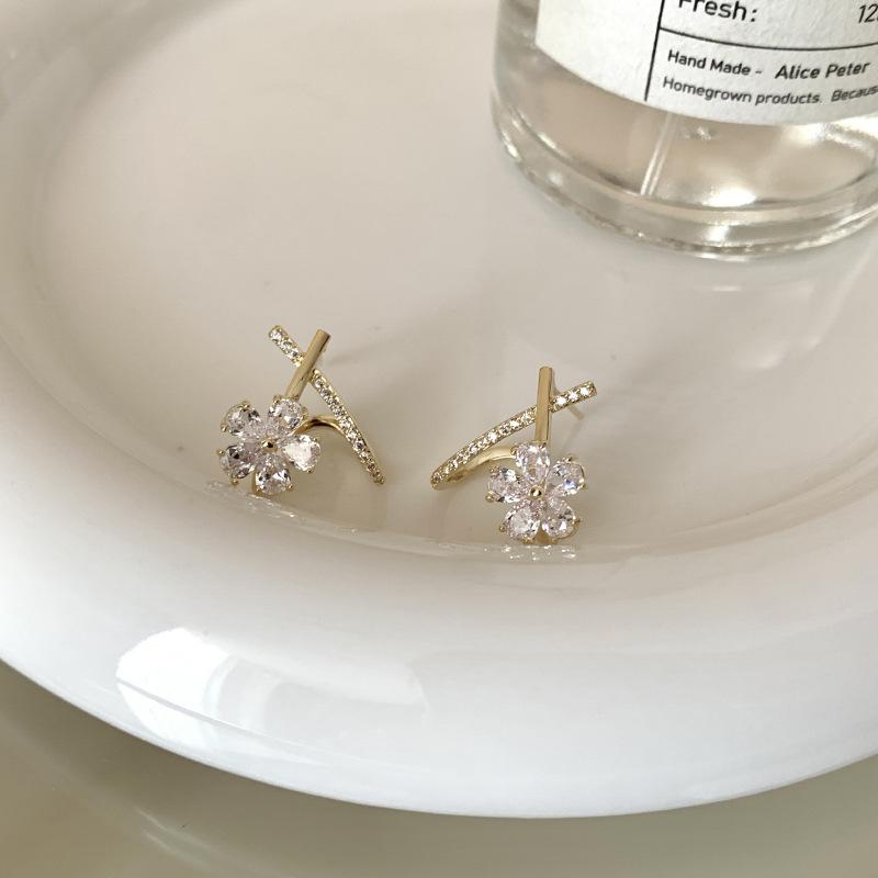 Cubic Zirconia Flower Cross Earrings Female Light Luxury Hundredfold Niche Design Senior Sense of Exquisite Temperament Earrings Office Casual Daily