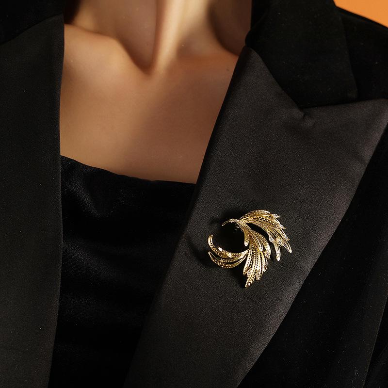New Elegant Zircon Phoenix Brooch with Enamel Gradient for Suits